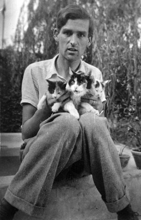 Erich Sutter-Hess mit Katzen Teheran 1937