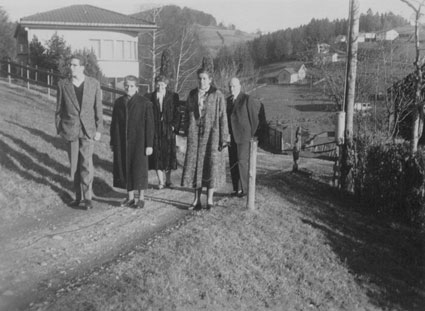 Familie Sutter: Erich, Emma, Elsy, Heidi, Ulrich Niederteufen ca. 1958
